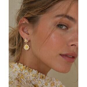 Weiss Sunflower Earrings 1950s Clip Estate Rare Vintage 1960s